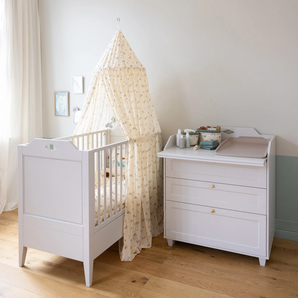 Luca Changing Table Dresser, FSC Mix - White 5 Luca Changing Table Dresser, FSC Mix - White - Image 5
