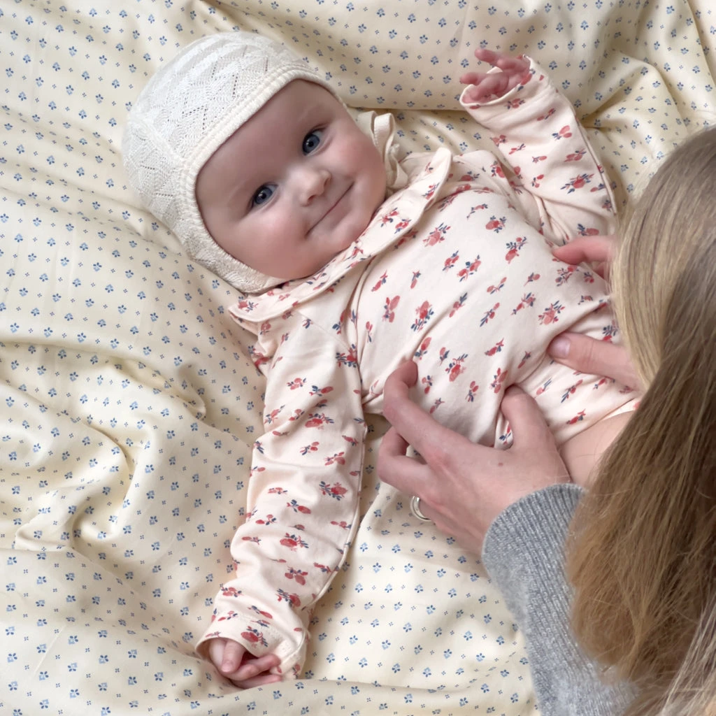 Long Sleeved Body Holly - GOTS - Berries 4 Long Sleeved Body Holly - GOTS - Berries - Image 4