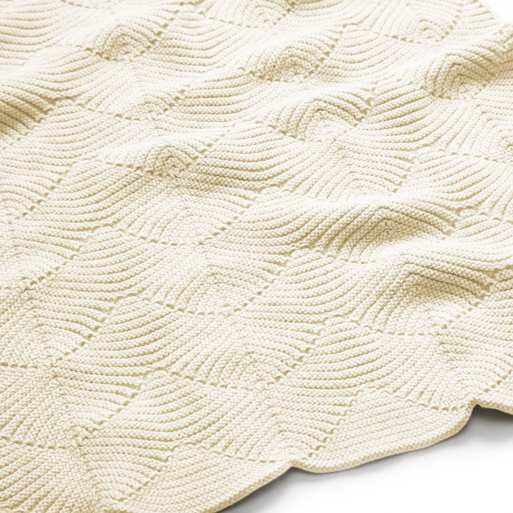 Scallop Knit Blanket - GOTS Natural 4 Scallop Knit Blanket - GOTS Natural - Image 4