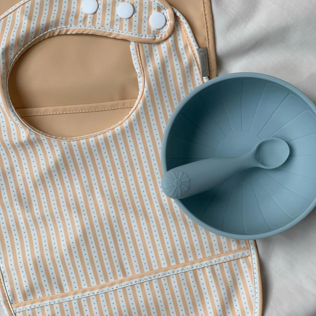 Bib W/ Pocket, 2-pack - Oatfield 2 Bib W/ Pocket, 2-pack - Oatfield - Image 2